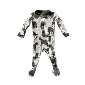 BURT’S BEES BABY Panther Snug Fit Footie Pajamas Size 3-6 Months